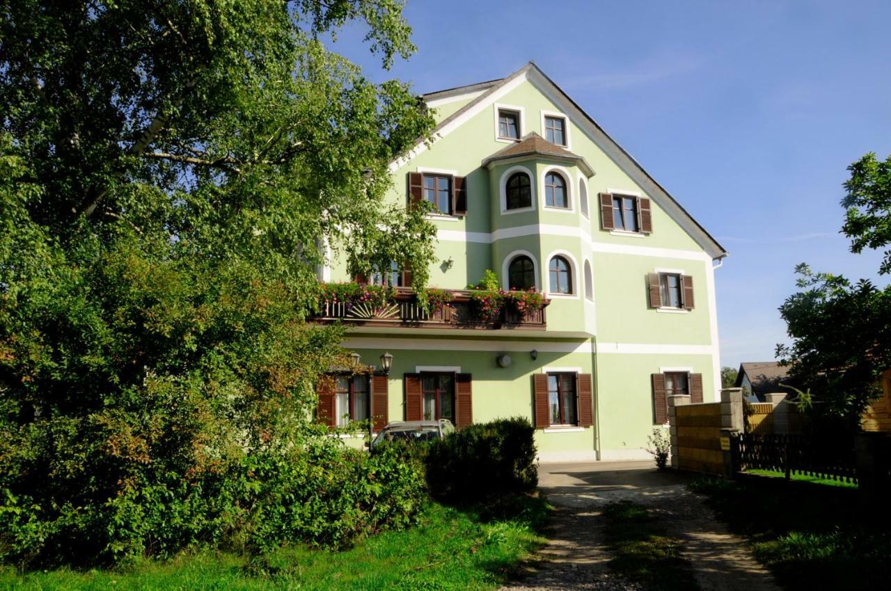 Gasthof Wagner Restaurant-Pension Halbenrain Esterno foto