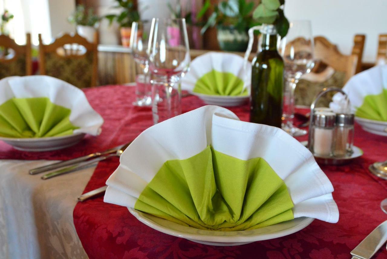 Gasthof Wagner Restaurant-Pension Halbenrain Esterno foto